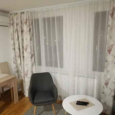 Nina Apartman Donje Mladice